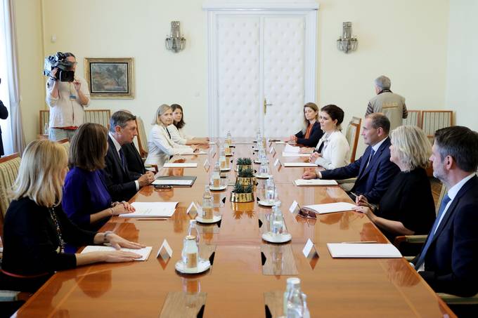 Predsednik Pahor na uradnem obisku v Sloveniji gosti predsednika Islandije Jóhannessona